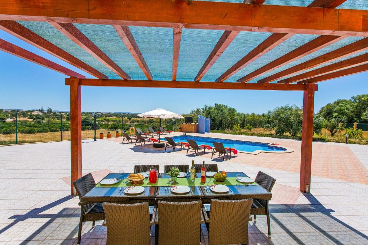 Villa Nincha - Heated Pool - Free Wi-fi - Air Con Albufeira
