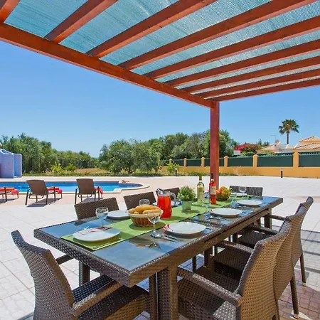 Villa Nincha - Heated Pool - Free Wi-Fi - Air Con Albufeira Exterior photo